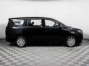 G I C Tlumpchl M6 Pro Van Turbo Automática 2025, Cuero, R18, Aleación de Aluminio, Volante a la Izquierda, Euro VI, 5 Asientos - Product Image 6