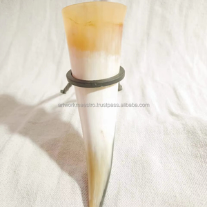 Vase décoratif artisanal en véritable corne de buffle, nouveau design par ARTWORK MAESTRO - Product Image 1