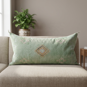Almohadas de seda de cactus extra grandes hechas a mano de color verde - Product Image 1