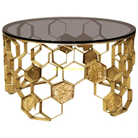 Table basse moderne en aluminium finition or, base ajourée corail, plateau lisse, design de luxe, faite à la main, avec rangement, mobilier de salon