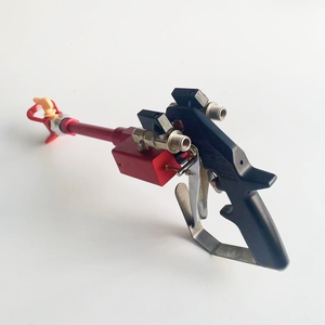 Pulvérisateur sans air portable à l'<span class=keywords><strong>intérieur</strong></span> du <span class=keywords><strong>pistolet</strong></span> de pulvérisation sans air à double trou d'alimentation - Product Image 2