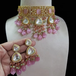 Perle traditionnelle lourde Kundan collier ras du cou personnalisé pour filles femmes plaqué or laiton dos Minakari pour tenue de fête - Product Image 1