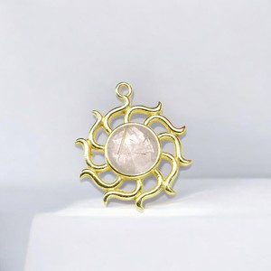 Rond doré rutile Quartz pierre précieuse plaqué or breloque mode pendentif-925 breloques en argent bijoux-bijoux en gros - Product Image 1
