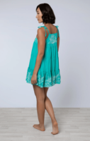 Robe mini trapèze ample en coton doux, col carré, broderie main, décontractée, bretelles spaghetti réglables, tie-dye