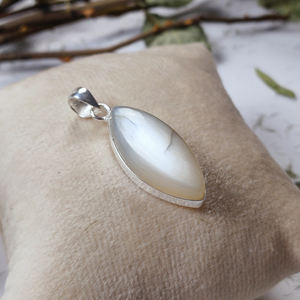 Pendentif en argent sterling 925 avec pierre de lune blanche marquise, cabochon lisse, bijoux en pierres précieuses faits à la main, vente en gros - Product Image 4