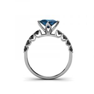 Anillo de compromiso negro y azul con ajuste de punta de diamante de corte princesa para mujer - Product Image 3