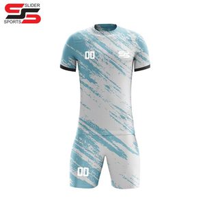 Uniforme de football de l'équipe d'hommes en polyester 100% de sublimation bon marché en vente en gros - Product Image 3