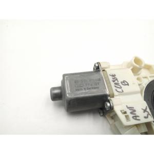 Moteur électrique de lève-vitre avant gauche MERCEDES Classe B W246 2ème série (12>) Bosch 0130822690 - Product Image 2