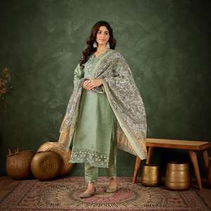 ชุดคุर्ติสสำหรับผู้หญิงที่ได้รับความนิยมมากที่สุด เหมาะสำหรับใส่ลำลอง งานเฉลิมฉลอง หรือใส่ทำงาน มีจำหน่ายในปริมาณมาก - Product Image 1