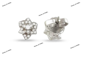 Pendientes de Botón con Flores Plateadas Elegantes con Diamantes de Moissanita Brillantes, Joyería Perfecta para Mujeres, para Fiestas de Novia - Product Image 3