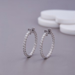 Boucles d'oreilles créoles en or rose 14 carats / or jaune / or blanc avec diamants cultivés en laboratoire de coupe ronde certifiés IGI, diamants à l'intérieur et à l'extérieur - Product Image 2