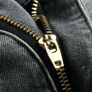 2025 nueva moda Pantalones cortos de mezclilla azul para hombre ropa de marca 100% algodón diseño desgastado de verano hecho en Pakistán - Product Image 5