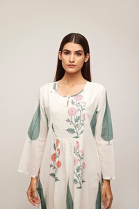 Gulbhaag Ensemble de costumes indiens de qualité haut de gamme Pantalon Kurti élégant du fabricant indien pour vêtements indiens et pakistanais - Product Image 3