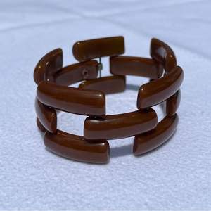 Pulsera de cuentas de resina elástica hecha a mano, estilo moderno, en tonos verde miel, para niñas y mujeres, joyería de moda para regalar. - Product Image 6