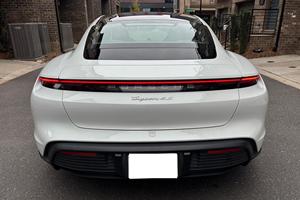 Porsche Taycan 4S 2022 SUPER LIMPIO, LISTO PARA ENVIAR - Product Image 3