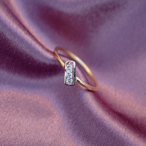 Anillo de tres diamantes naturales certificado por IGI, ligero, minimalista, elegante, atemporal, elegante, moderno, regalo de banda para ella - Product Image 5