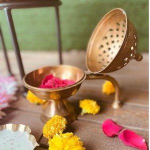 กระถางธูปโลหะทองเหลืองกลิ่นหอมเงาทองขัดเงาพร้อมฝาดีไซน์น่าสนใจที่สุดเตานี้ใช้ chruchs - Product Image 5