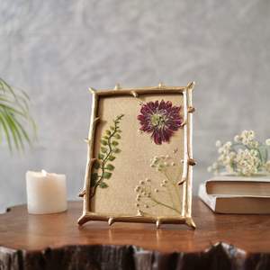 Cadre photo doré au design moderne, œuvre d'art de mariage, photos, artisanat, dessin, cadre photo, décoration de salon, hôtel, bureau - Product Image 2