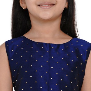 ชุดเดรสปาร์ตี้สีน้ำเงินสไตล์โมเดิร์นสำหรับเด็กผู้หญิงจากชอริยัม แฟชั่น |   ชุดเดรสลายจุดแขนกุดพร้อมกระโปรงบานสำหรับเด็กสวมใส่ในงานปาร์ตี้แบบสบายๆ - Product Image 5