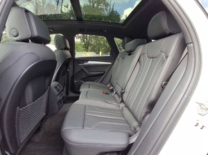 Clean 2024 Aud-i Q5 S Line Premium d'occasion - Product Image 4