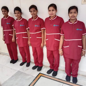 Uniforme professionnel de préposé à la clinique Tenue d'hôpital confortable et durable - Product Image 1