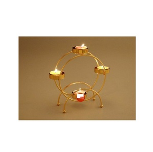 Elegantes Portavelas Decorativos de Metal para Diwali con Diseños Intrincados, Perfectos para Realzar Mesas, Estantes, Ventanas y Salas de Estar - Product Image 2