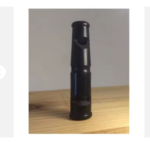 Silbato de cuerno de búfalo hecho a mano de la mejor calidad con cordón de cuero a precio mayorista - Product Image 2