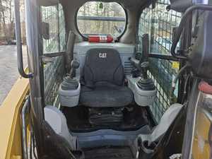 Chargeuse sur pneus diesel 272D XHP 2012 avec moteur et boîte de vitesses haute performance, garantie 3 ans - Product Image 5