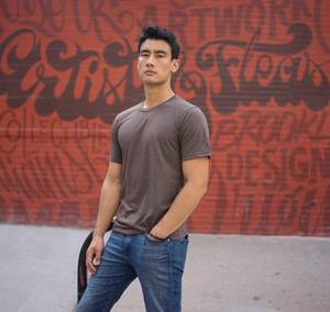 T-Shirt Homme 100% Coton Col Manches Courtes 180 Grammes Poids du Tissu Méthode de Tissage Formelle Non Tissé Fabriqué en Coton Fibre de Bambou - Product Image 6