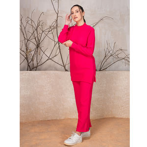 Robe en cordon d'hiver pour femmes Offre Spéciale meilleure qualité 100% motif solide côtelé en polyester disponible pour le prix mondial des exportations - Product Image 1