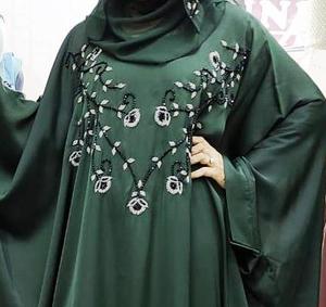 Elegante modesto Kaftan Abayas Ropa musulmana tradicional islámica para mujeres Vestidos formales de Dubai con trabajo manual Colección modesta - Product Image 1