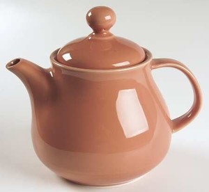 Théière pêche brillante avec bec verseur de précision, poignée confortable, corps isotherme, idéale pour servir le thé - Product Image 1