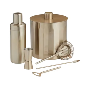 Juego de herramientas de barra de oro moderno con cubo de hielo y coctelera para preparación creativa de bebidas fiestas en casa hechas a mano de La India - Product Image 2