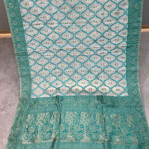 Sari Shringar Mahal de viscosa, tradicional para fiestas, sin arrugas y que absorbe la humedad - Product Image 1