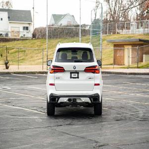 EXCELENTE ESTADO, BM-W X5 xDrive40i 2024 - Product Image 3