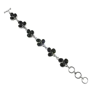 Bracelet manchette en argent 925 avec onyx noir pour femme, design classique à maillons, à porter au quotidien, bijou cadeau - Product Image 1