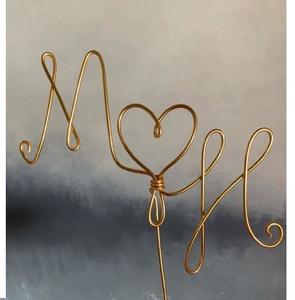 Admirable porte-cartes en acier au design élégant, parfait pour organiser des cartes de visite et de visite à la maison et au bureau - Product Image 3