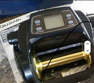 Carrete Eléctrico Da'iwa TANA_COM 1000 para Pesca Mayor, Nuevo, Original y Genuino - Product Image 1