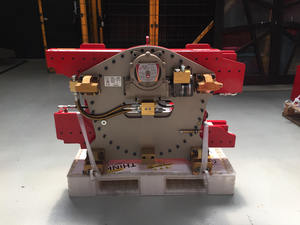 ตัวหนีบส้อมหมุนได้ 360 องศา อุปกรณ์ติดรถยก ตัวหนีบส้อมแบบไฮดรอลิก รับน้ำหนักได้ 2600 กิโลกรัม ได้รับการรับรองมาตรฐาน ISO และ CE - Product Image 4