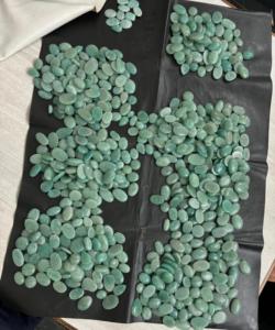 หินอเมซอนอัญมณีแอมะซอไนต์ทรงหลังเบี้ยคริสตัลอัญมณีหลวมจากอเมซอนธรรมชาติ - Product Image 3