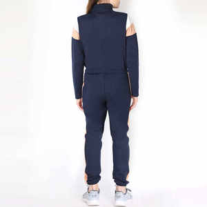 Conjunto Deportivo de Invierno Personalizado para Mujer, Traje para Correr Antibacterial, Transpirable, Hecho de Poliéster y Algodón - Product Image 4