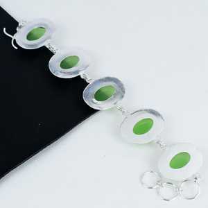 Pulsera de Plata de Ley 925 con Dijes Finos y Delicados, Hecha a Mano con Piedra de Ónix Verde, Ideal para Regalo, Dijes Hechos a Mano, Pulseras al por Mayor - Product Image 3