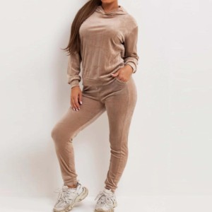 Ensemble de survêtement en coton 2 pièces coupe ajustée personnalisée pour femmes sweats à capuche en velours respirant sweats solide décontracté hiver style pakistanais - Product Image 4