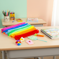 Vente directe usine : 100 pièces de fil chenille enroulé, type 'pipe cleaner', pour fleurs DIY, jouets et bouquets, idéal pour l'artisanat.