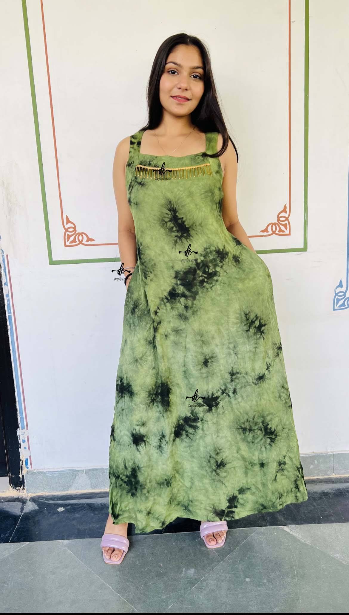 สีเขียว