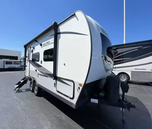 Camping-car d'occasion 2023 F-o-r-e--s-t R-i-v-e-r Flagstaff Micro Lite 21FBRS, caravane, maison mobile - Product Image 5