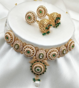 Conjunto de collar Rajwadi hecho a mano de alta calidad para mujer, joyería tradicional de Rajasthani con trabajo intrincado de Kundan chapado en oro - Product Image 2