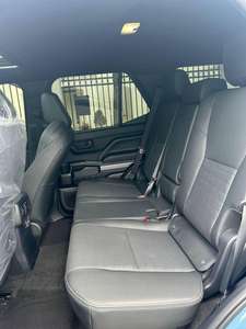 Toyota 4Runner d'occasion 2025 SUV Essence Sièges en Cuir R17 Traction Avant - Product Image 5