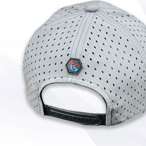 Gorra deportiva de secado rápido transpirable personalizada de alta calidad, ajustable, de algodón suave, hecha en Vietnam, impermeable para uso en exteriores y fiestas - Product Image 2