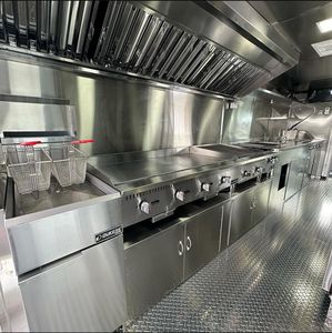 Food Truck Rose Thème Mexicain 5,8M Véhicule de Service Extérieur Motorisé Corps en Acier Inoxydable Nettoyage Facile - Product Image 4
